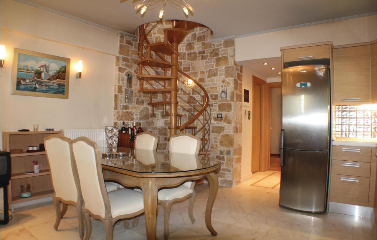 Amazing Home In Artemida With Kitchen Exteriér fotografie